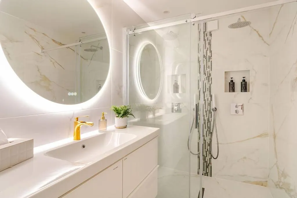Nice Apartment With Amazing View Of Paris With Private Parking 法国