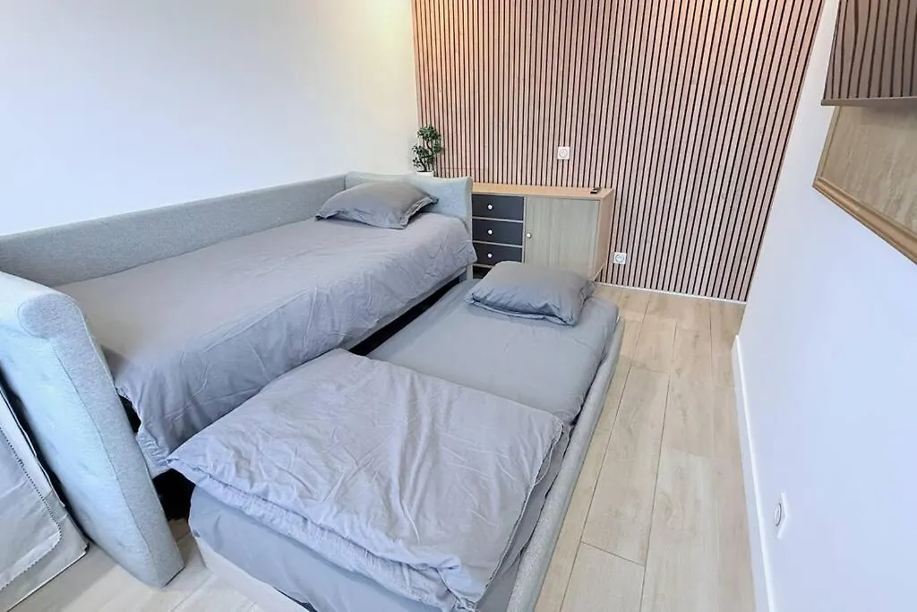 Nice Apartment With Amazing View Of Paris With Private Parking 法国
